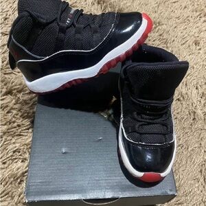 Nike Kids Black and Red Sneakers